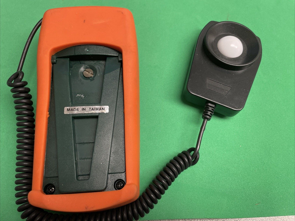 GENUINE Extech 31 EasyView Light Meter / WORKING/ SEE PICTURES
