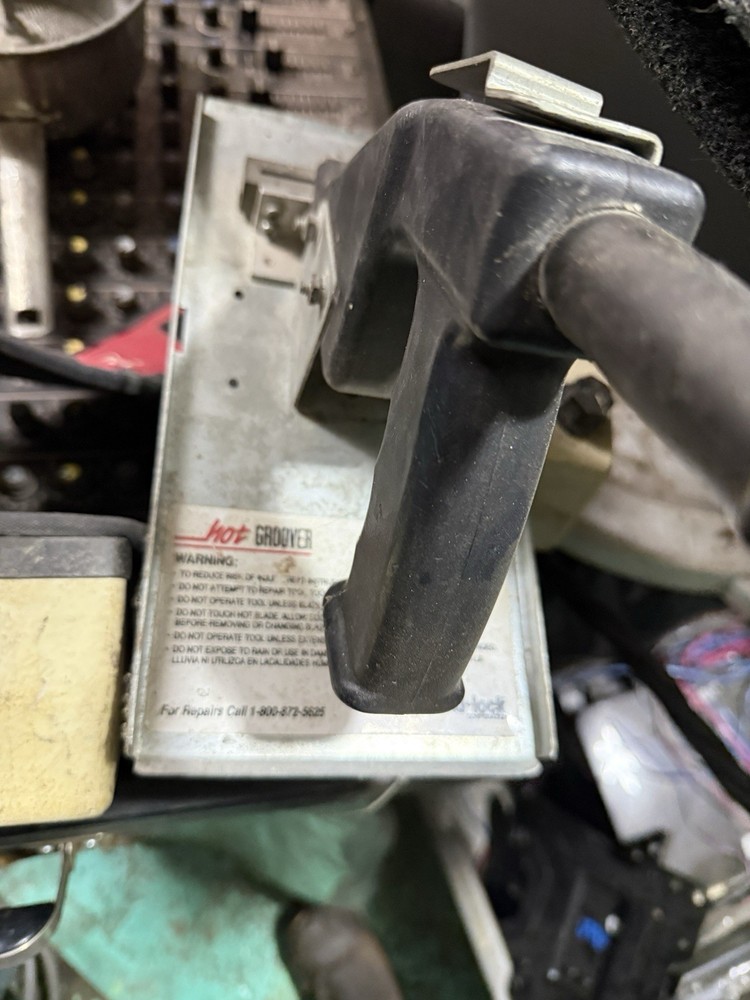 Windlock Hot Groover Tool