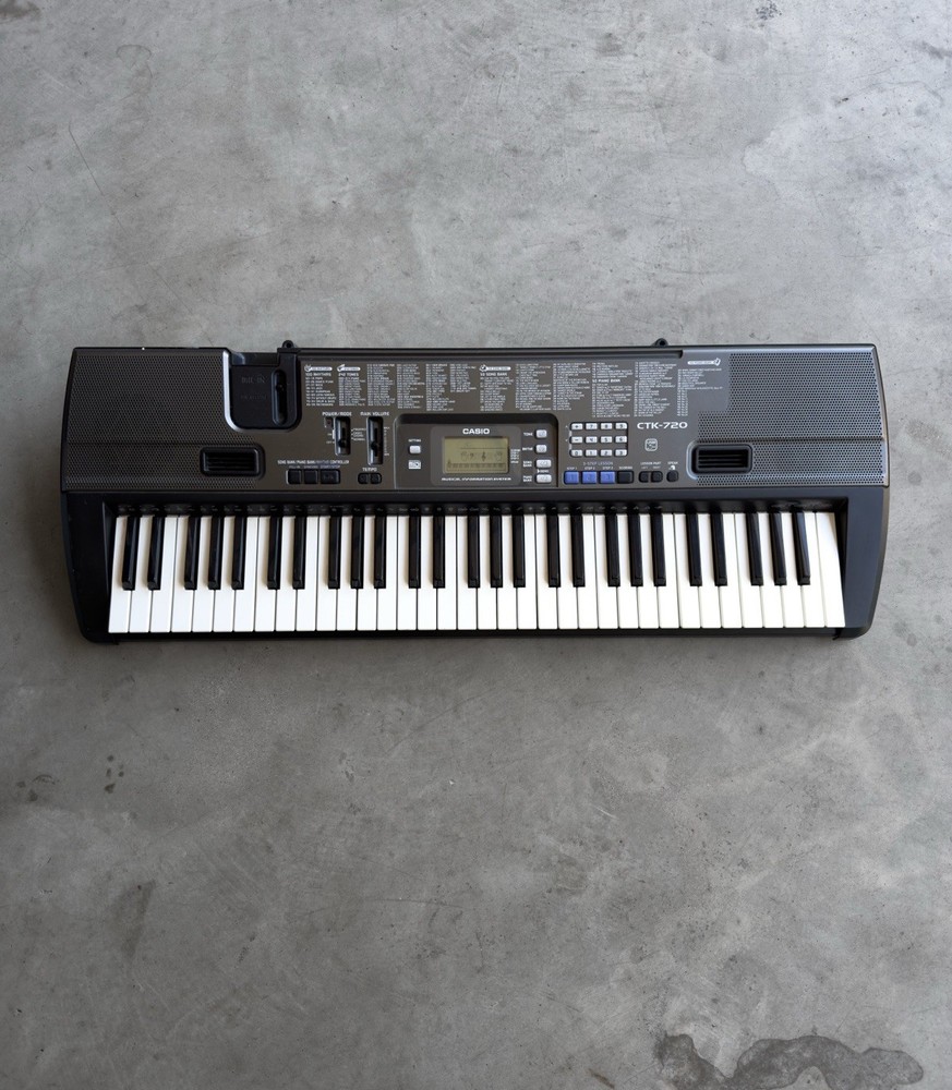 Synthesizer Casio CTK-720