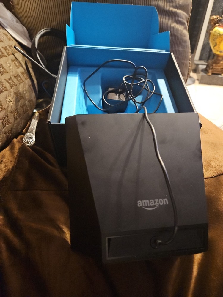 Amazon Echo Show 1st Generation Smart Speaker Bluetooth Alexa