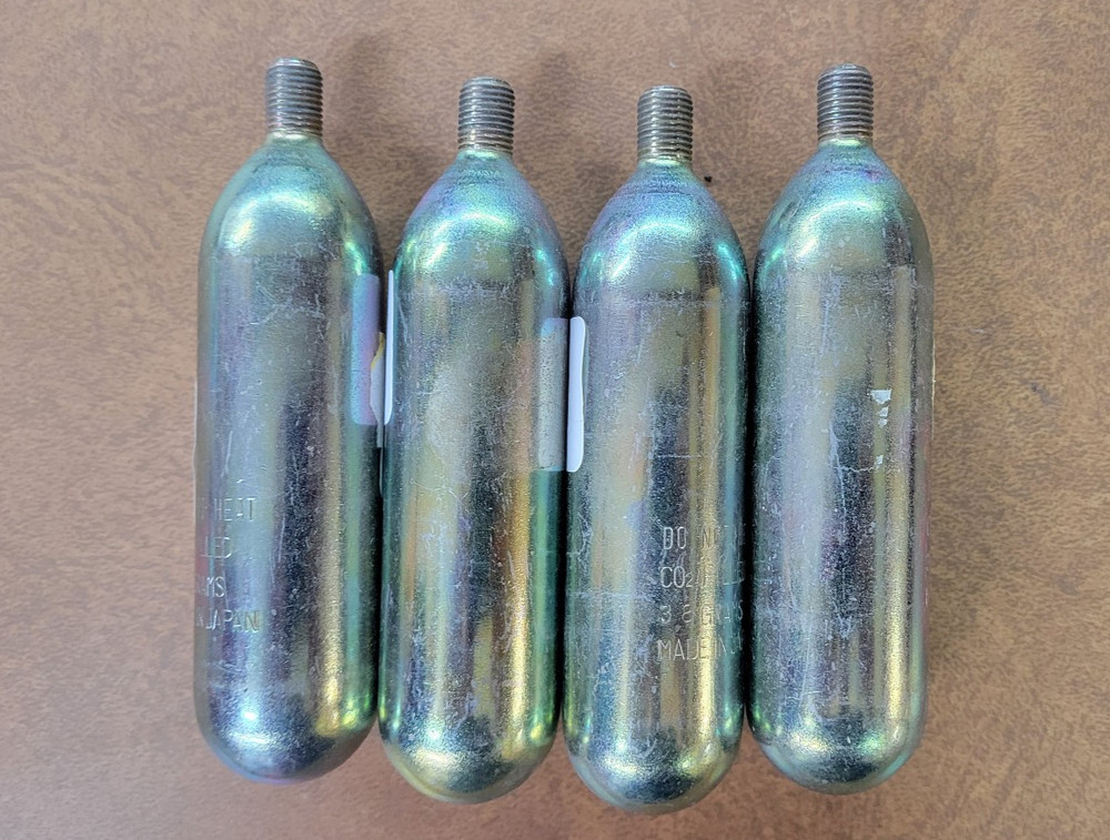 38 gram Threaded CO2 Cartridges - 4-pack