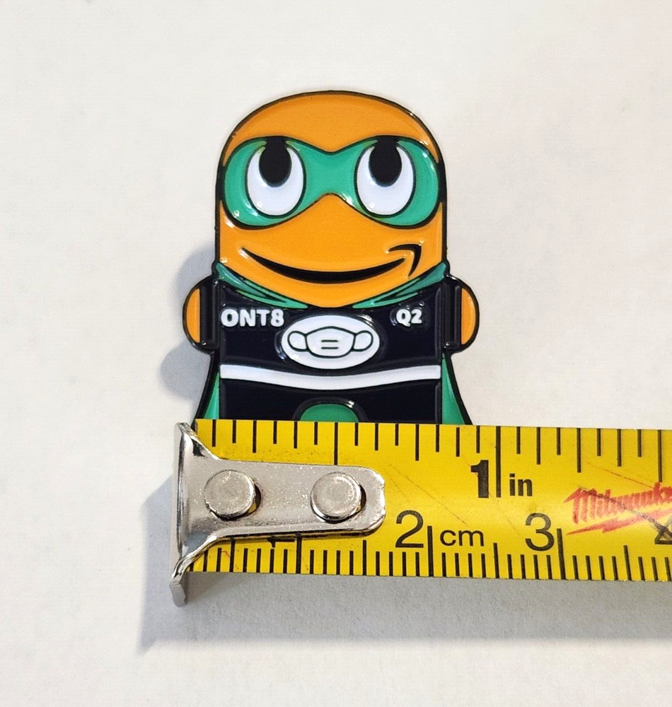 AMAZON PECCY PIN - SUPERHERO