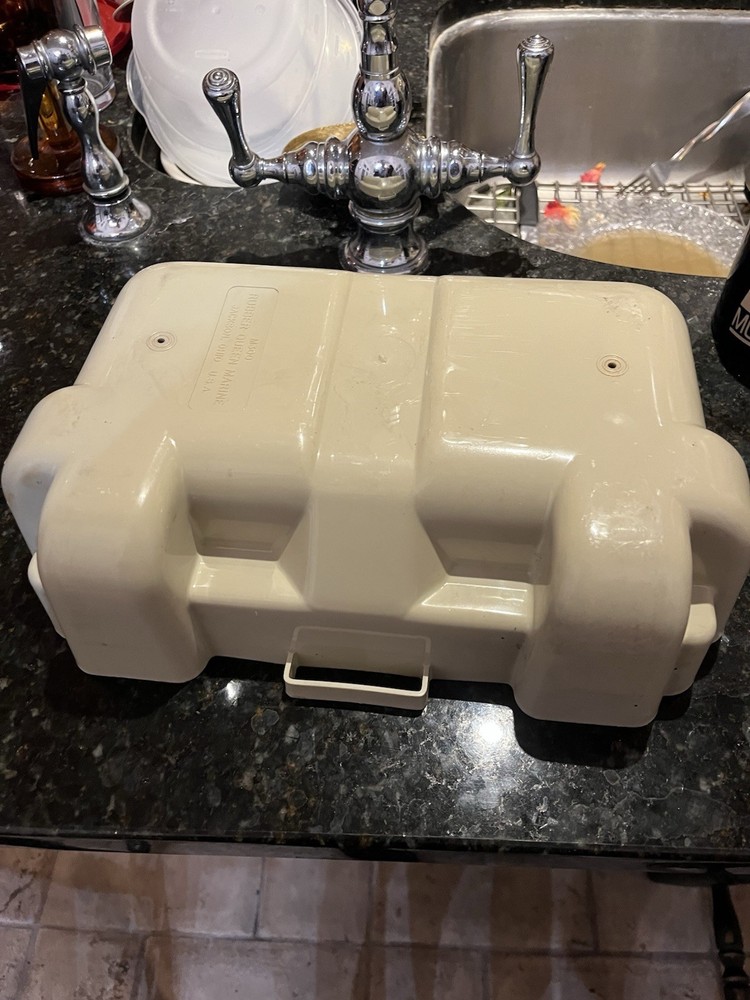 Boat Battery Box  Lid NEW! Free Shipping!
