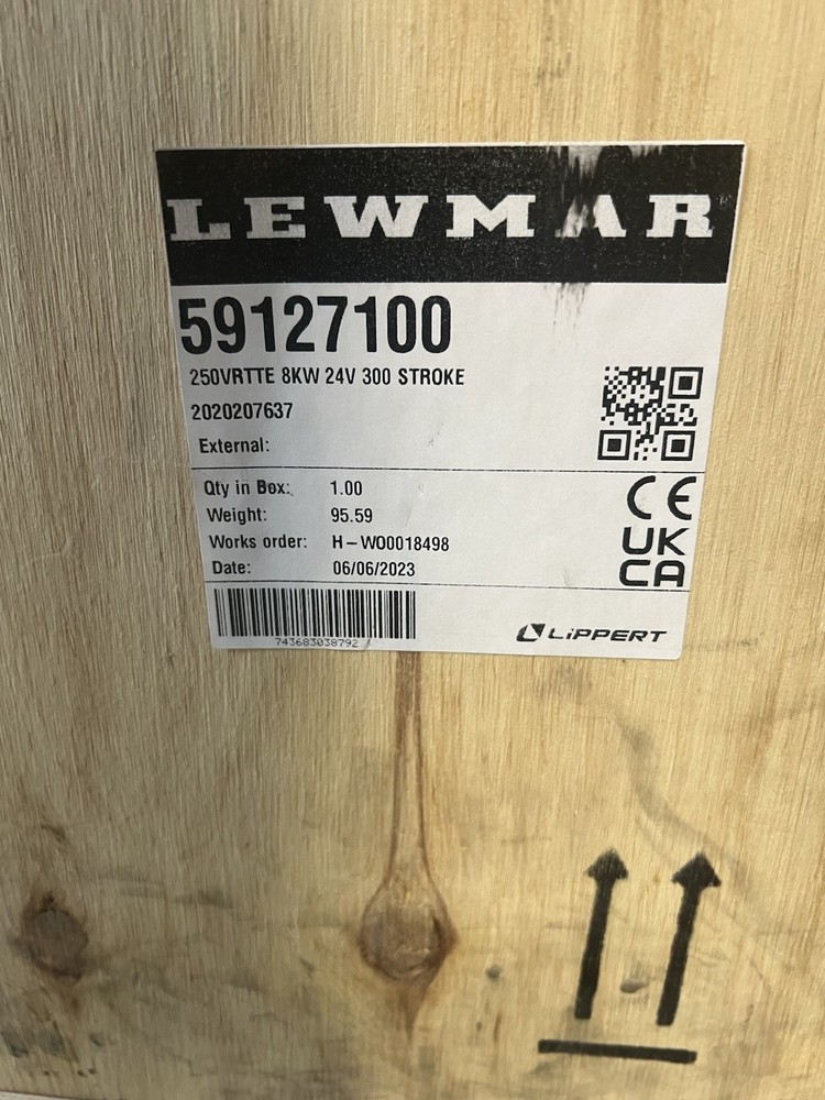 Lewmar Vertical Retracting Bow Thruster