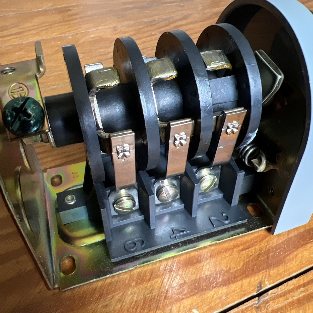 NOS SQUARE D 2601 AG2 Reversing Drum Switch, No Box