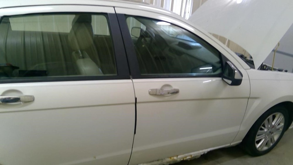 Used Headrest fits: 2010 Ford Focus Grade A