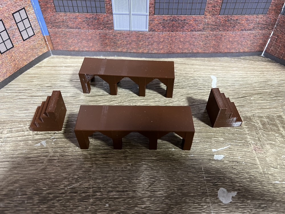 N Scale Loading Dock for Cargo Loading - Two 1.75 in x .5 Inch Sections w/ Steps