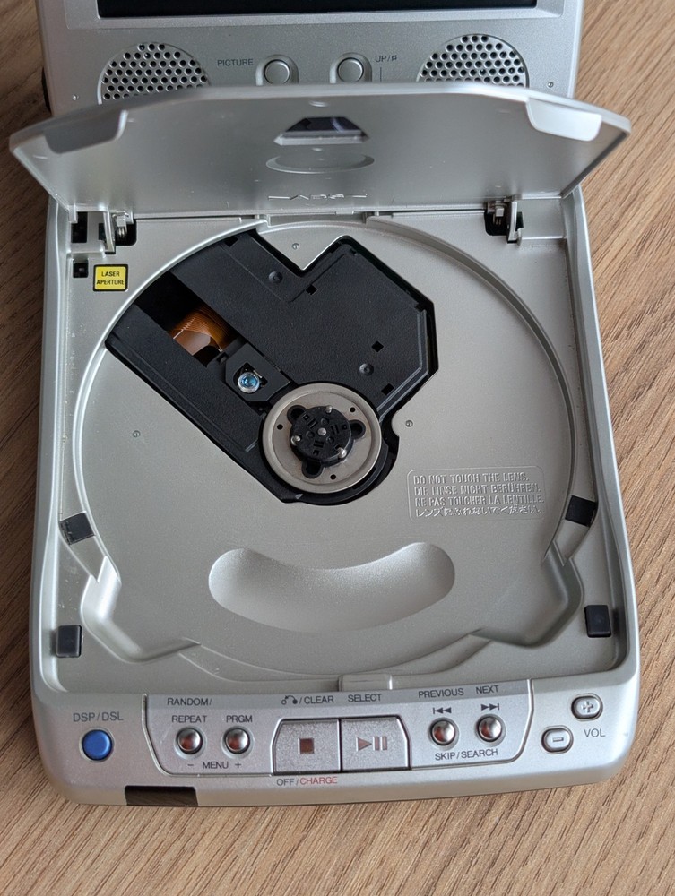 Aiwa XP-KM88 CD/VCD Player - Untested AS/IS