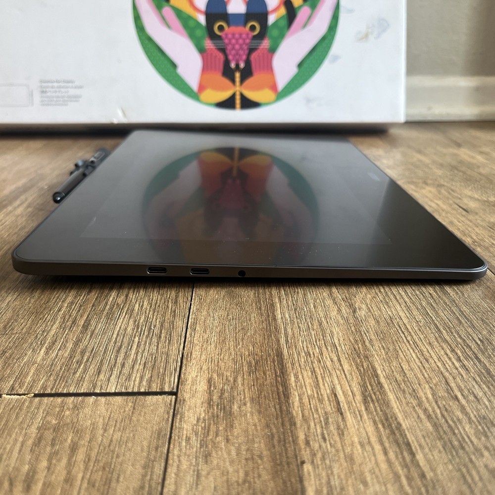 Wacom Cintiq Pro 13 DTH-1320 Creative Display Pen Tablet