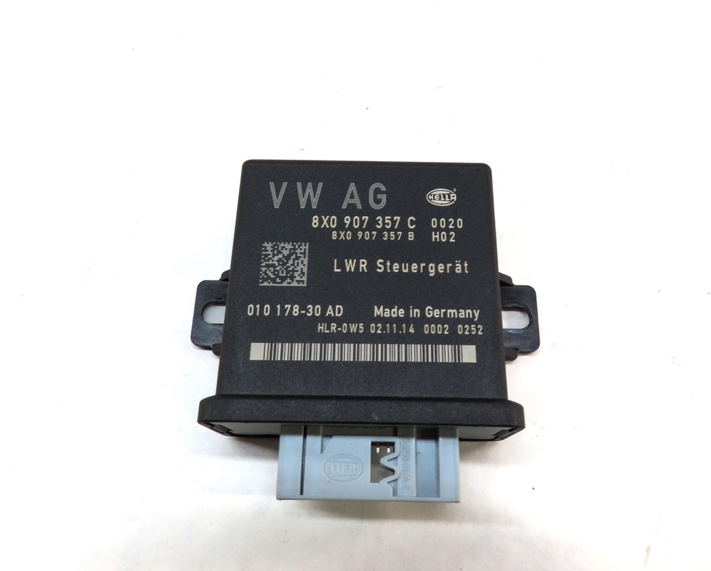 2015 AUDI Q3 (8U) HEADLIGHT RANGE CONTROL MODULE