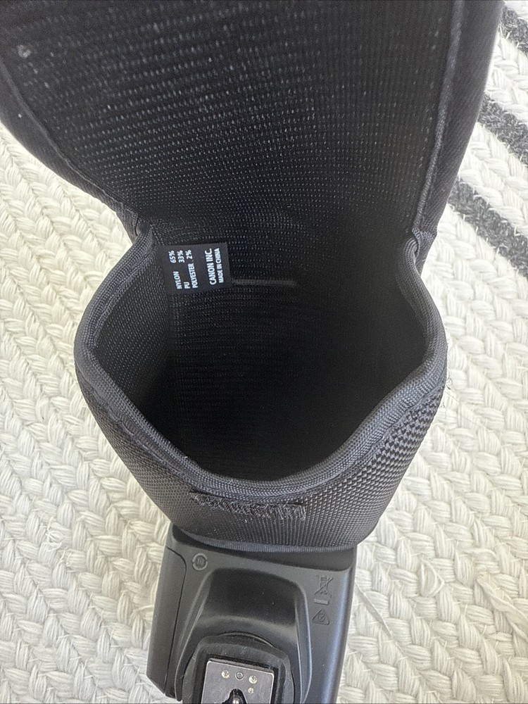 Canon ST-E3-RT Speedlite Transmitter with Case