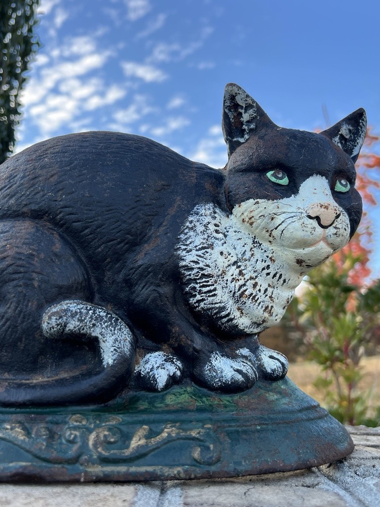 Vintage Cast Iron Cat Doorstop