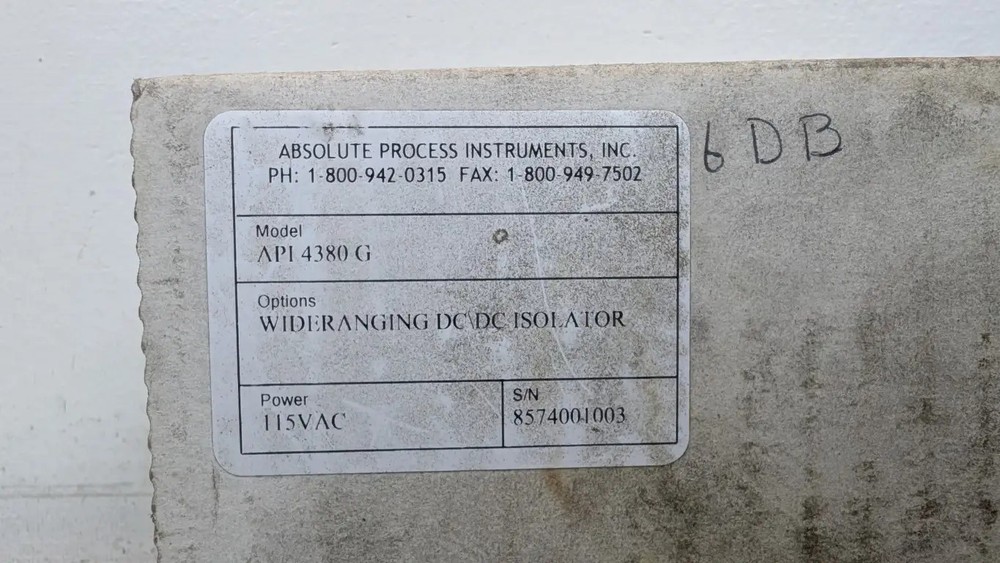 Absolute Process Instruments API 4380 G Wide Ranging DC/DC Isolator 115VAC