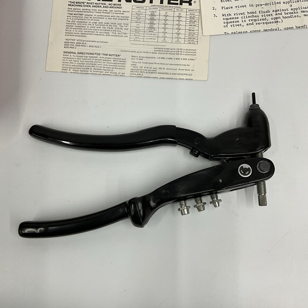 Creative Engineering The Nutter Rivet Nut Gun Tool Set w/ Extras & Case UNTESTED