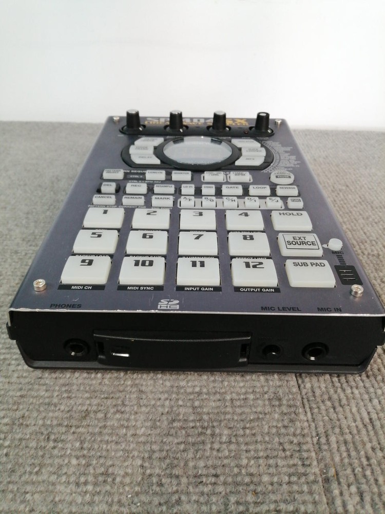 Roland SP-404SX Compact Linear Wave Sampler from Japan