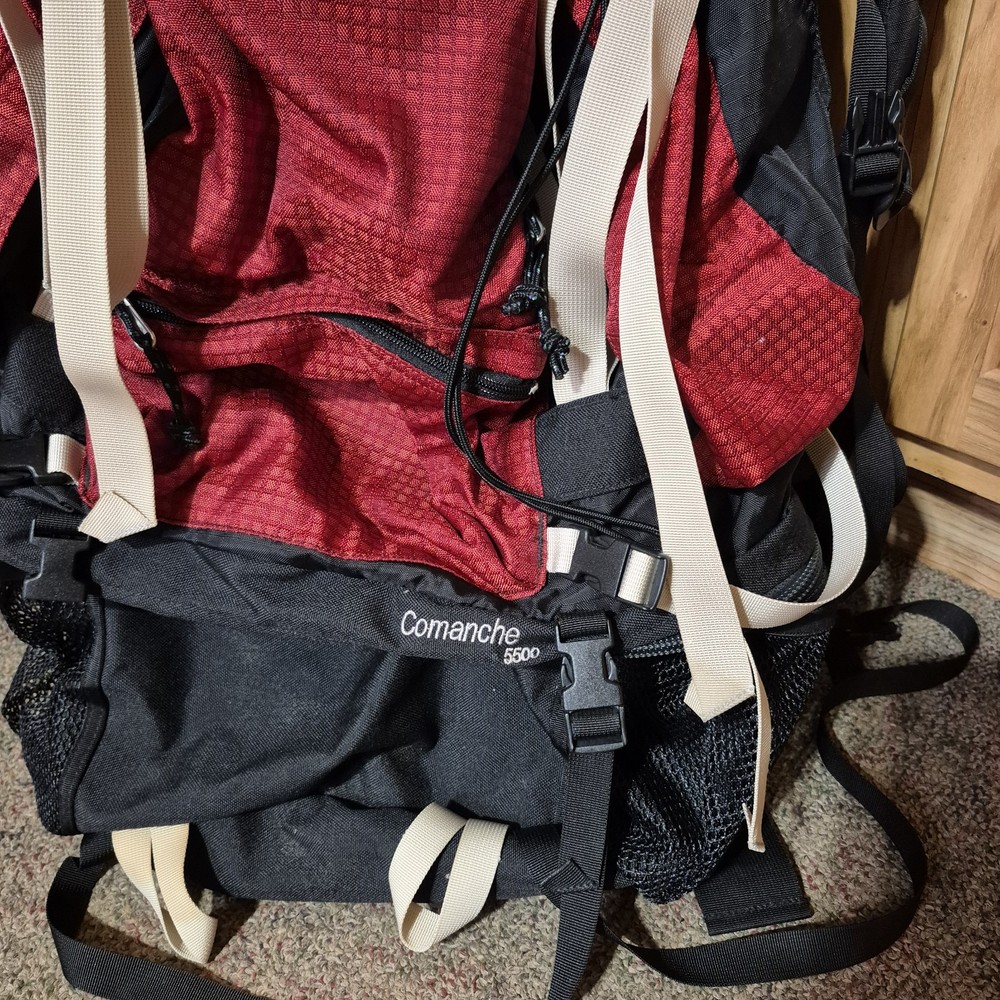 Kelty Comanche 5500 Hiking Backpack Red Black Internal Frame