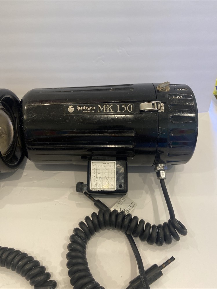Subsea MK 150 underwater scuba flash
