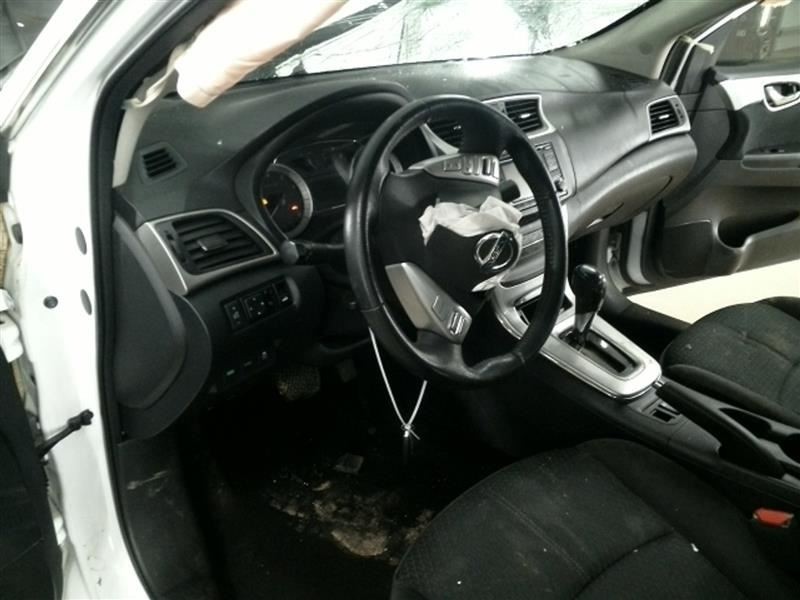 Driver Left Front Spindle/Knuckle Fits 11-25 LEAF 104636069