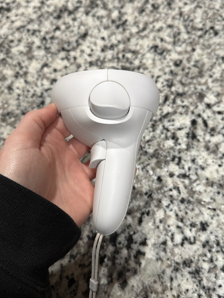 Oculus Quest 2 256GB Advanced All-in-one VR Headset – White