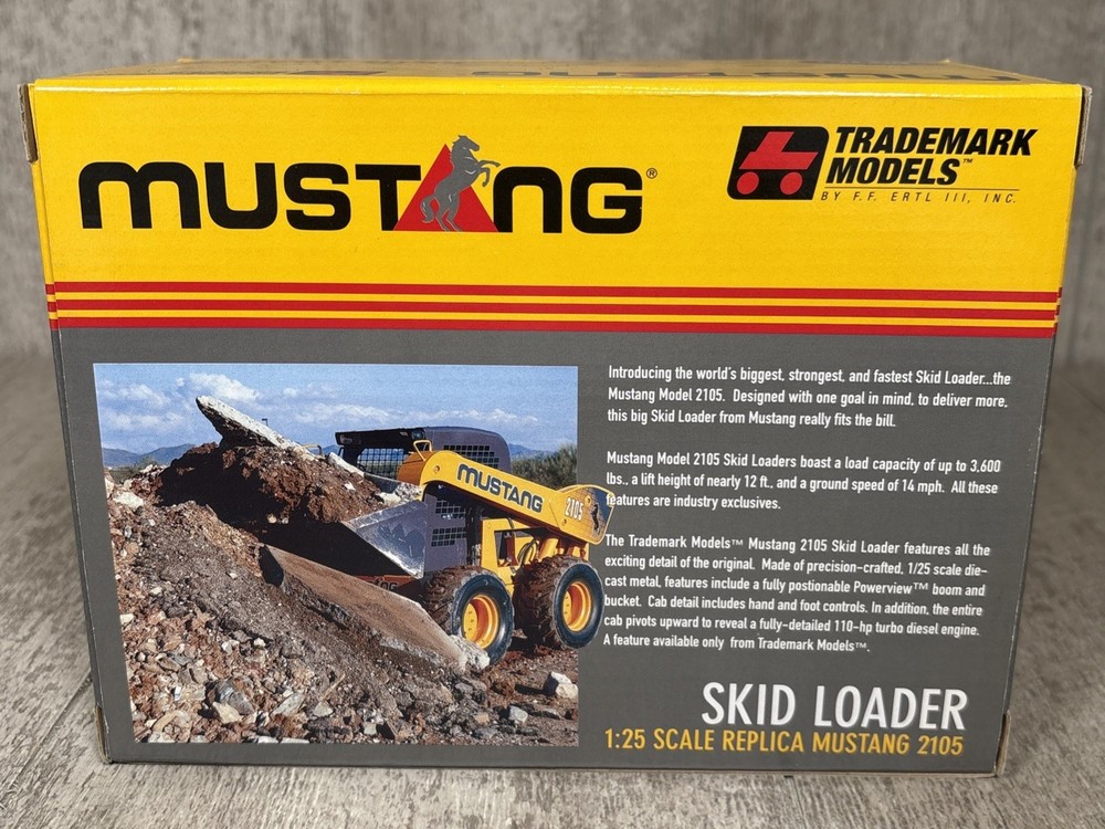 1/25 Trademark Models Mustang 2105 Skid Loader w/ Box