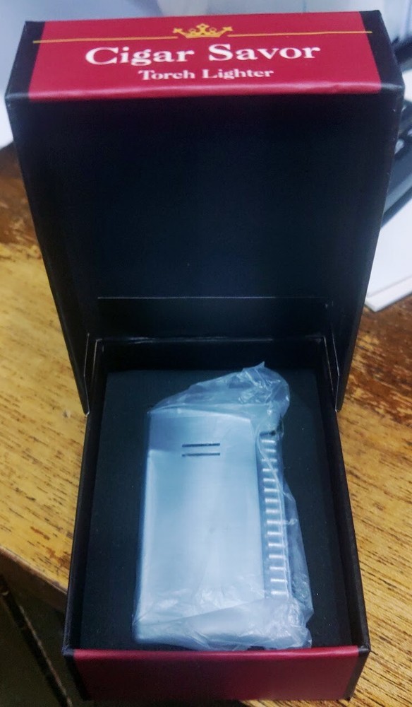 CIGAR SAVOR TORCH LIGHTER - NEW IN BOX