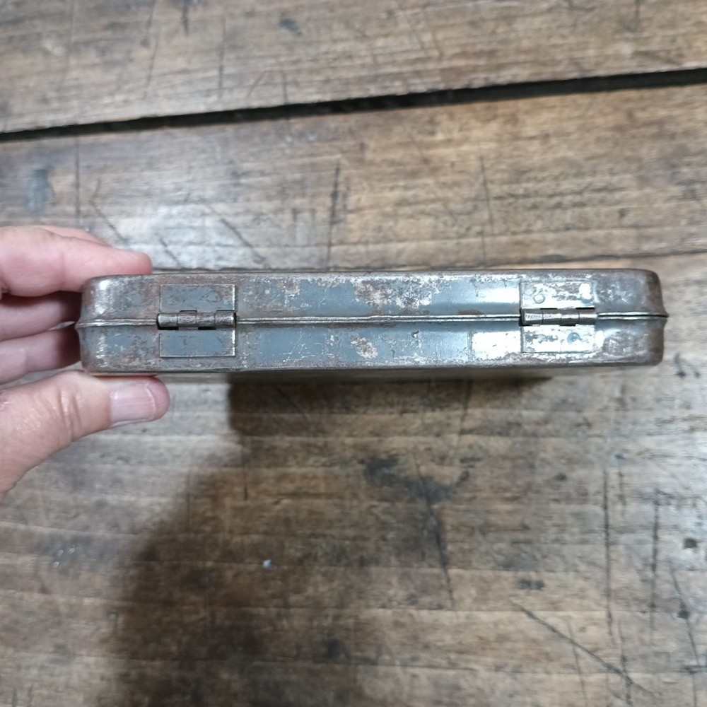Vintage Snap-On Tools Midget Socket Wrench Set Embossed Metal Case M70 SAE