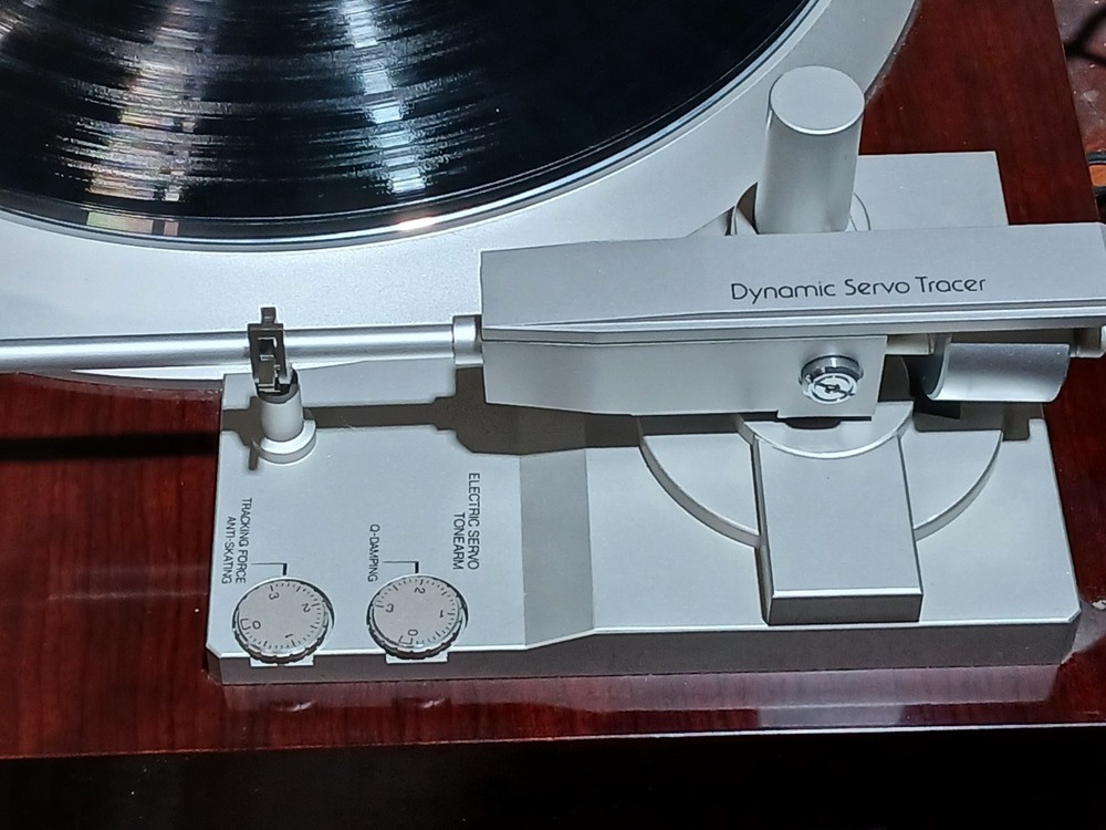 Working Denon DP‑61F Automatic Direct‑Drive Turntable!