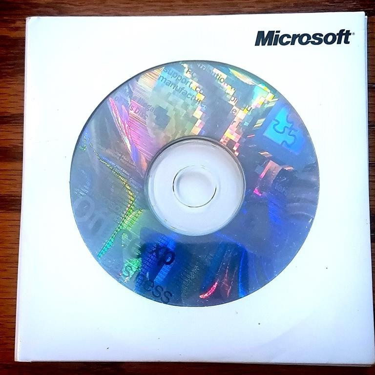 Microsoft Office XP SBE Software Disc with Product Key M