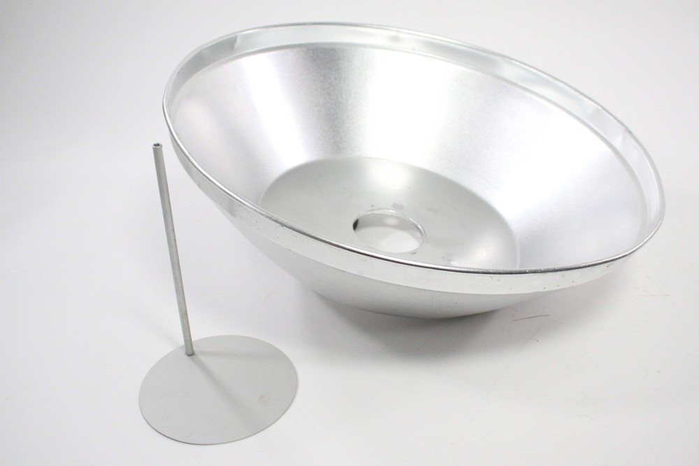 Paul C Buff 22in Beauty Dish