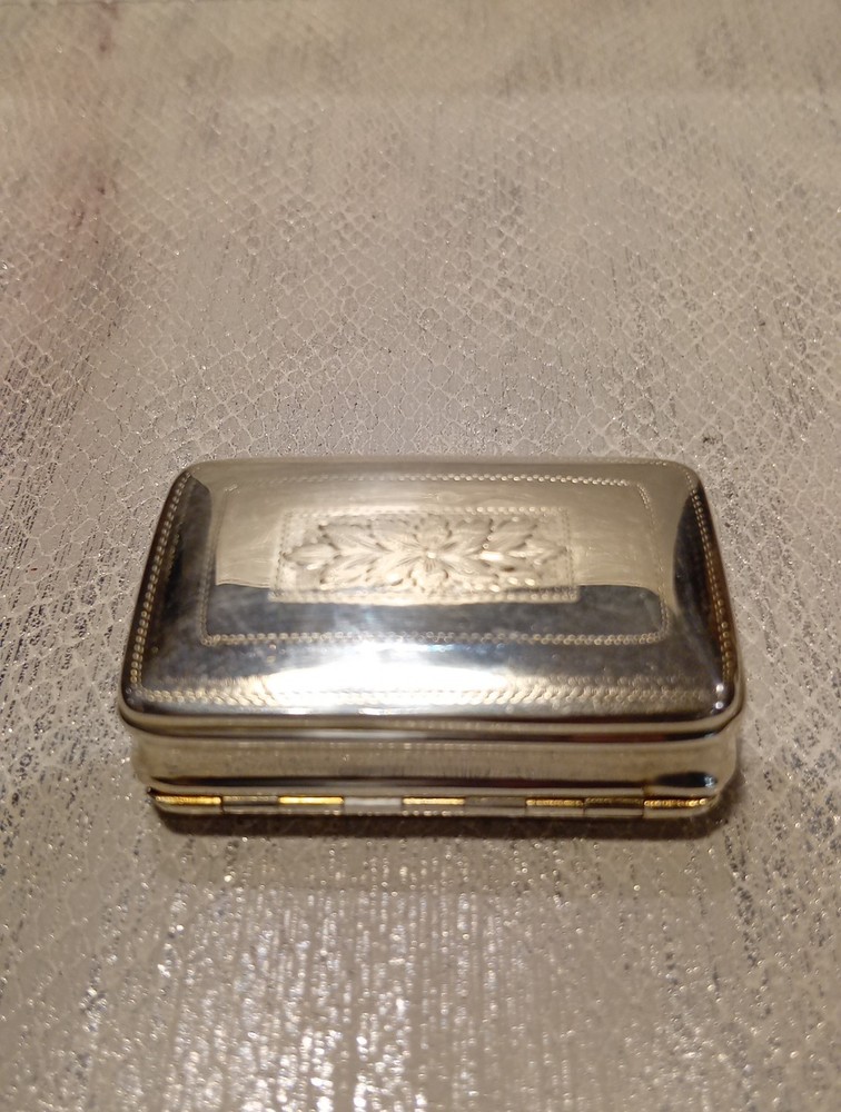Solid Silver Snuff Box, Nathaniel Mills,18th Century George III. Full Hallmarks.