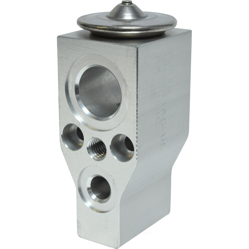 Expansion Valve  UAC  EX10208C