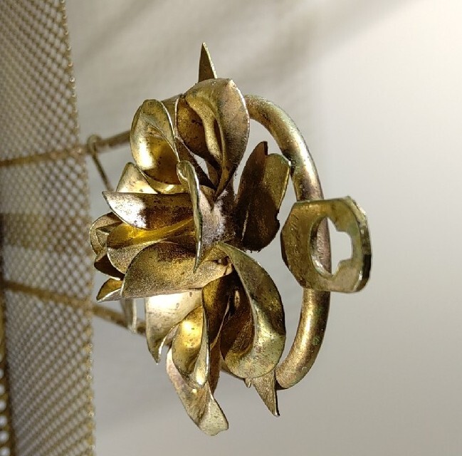 Decorative Metal Wall Hanging Basket