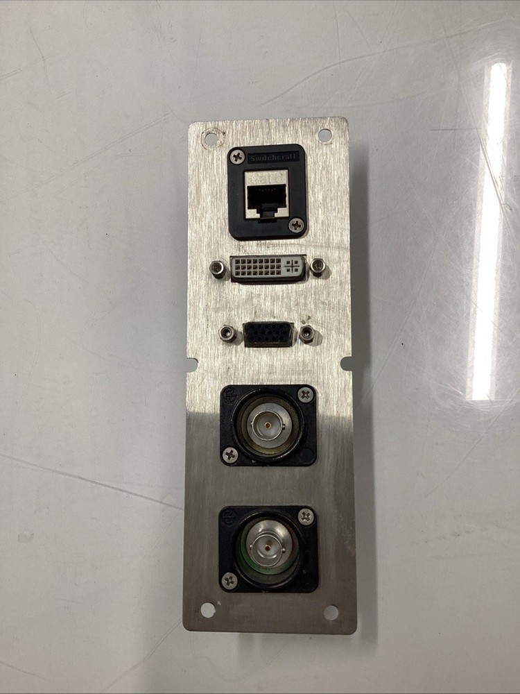 Switchcraft I/O Connector Interface Plate M-752