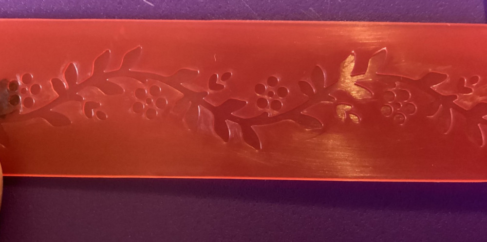 Anna Griffin Organdy Stripe Embossing Folder 4x6