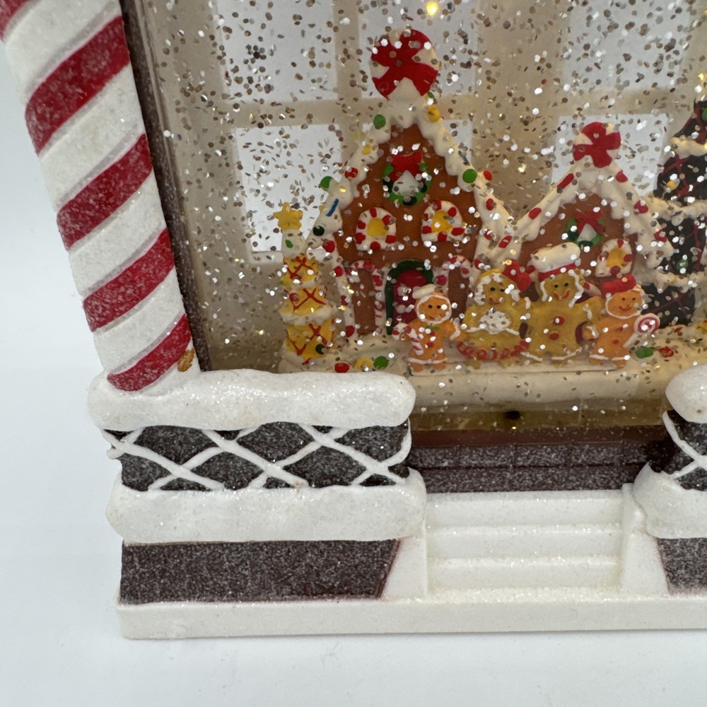 Raz Lighted Lantern Gingerbread House timer 10" Water Globe Christmas Glitter