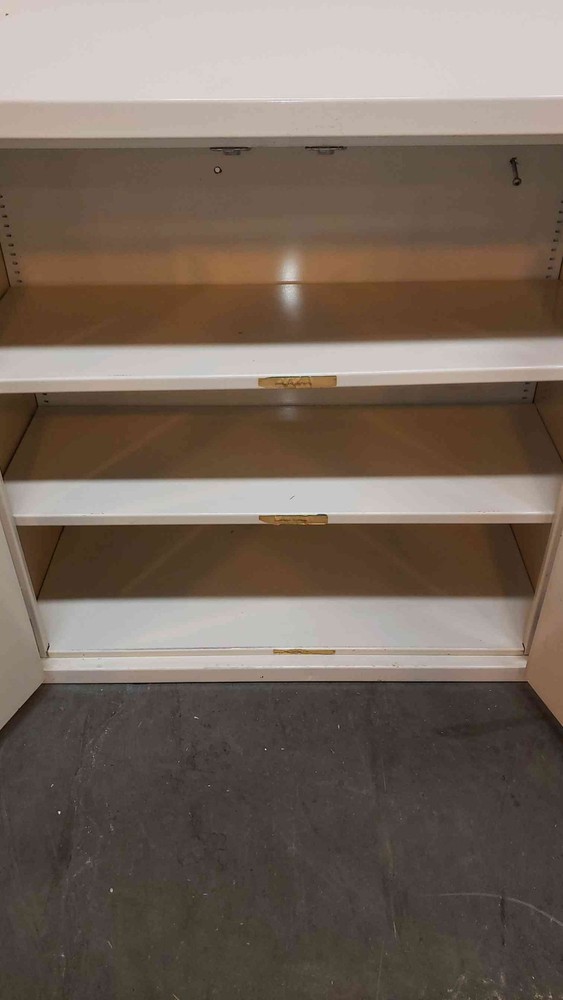 Duralab 2'6" Solid Overhead (SKU: 2498AA)(2498AA)