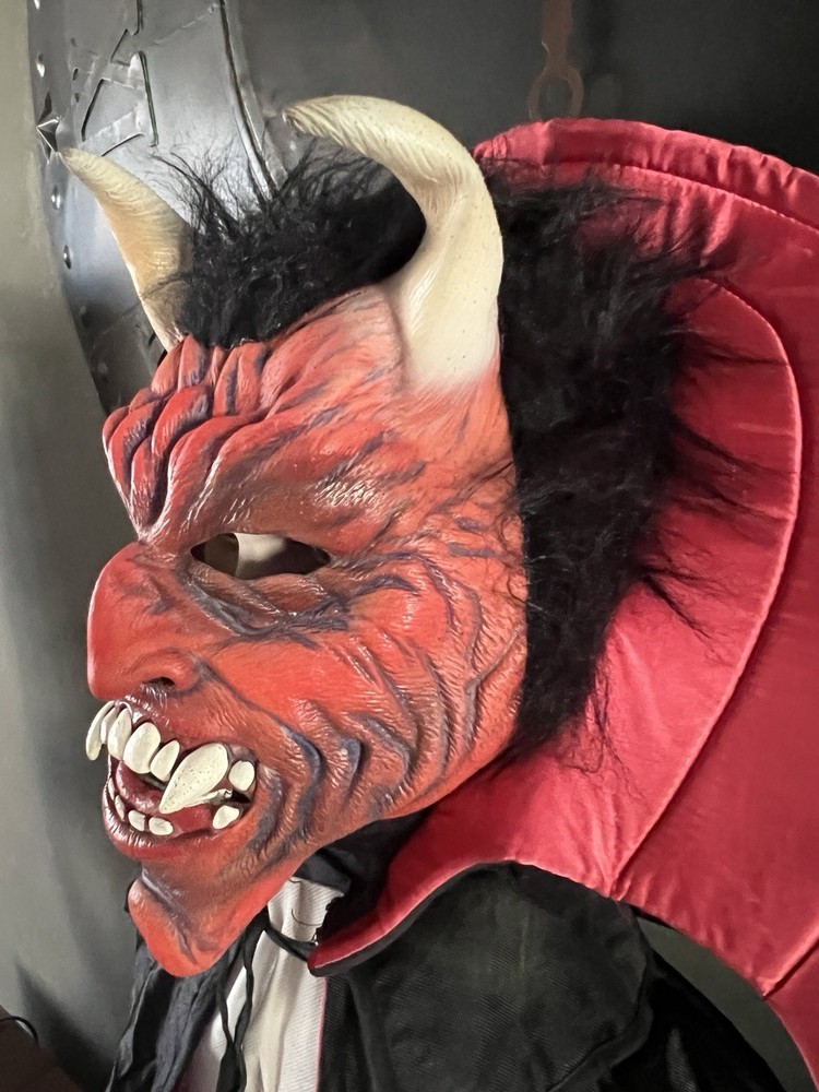 1996 Be Something Studio B.S.S. Royal Devil Halloween Mask And Cape
