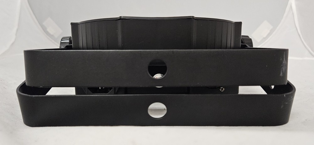 American DJ Mega Flat Pack Plus (ONLY one light)
