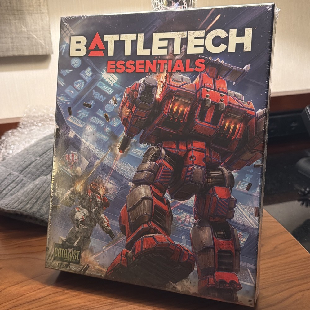 NEW Catalyst Game Labs Battletech Essentials Tactical Miniatures Mech Board Game