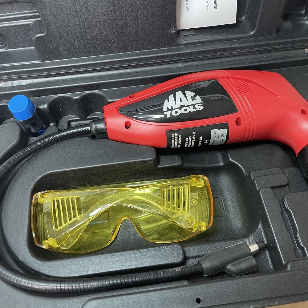 Mac Tools ACL2700 Electronic Leak Detector w/ UV Blue Light