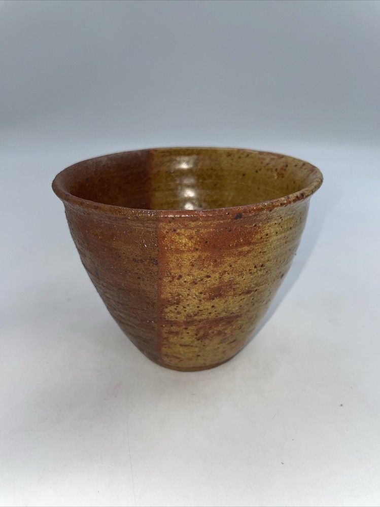 Planter Small Pot Pottery Signed 3.5” Tall x 4.5” Wide Great Condition
