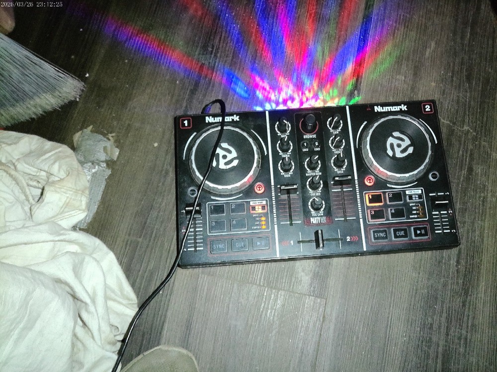 Numark PARTYMIXLIVEXUS Double Deck Controller - Black