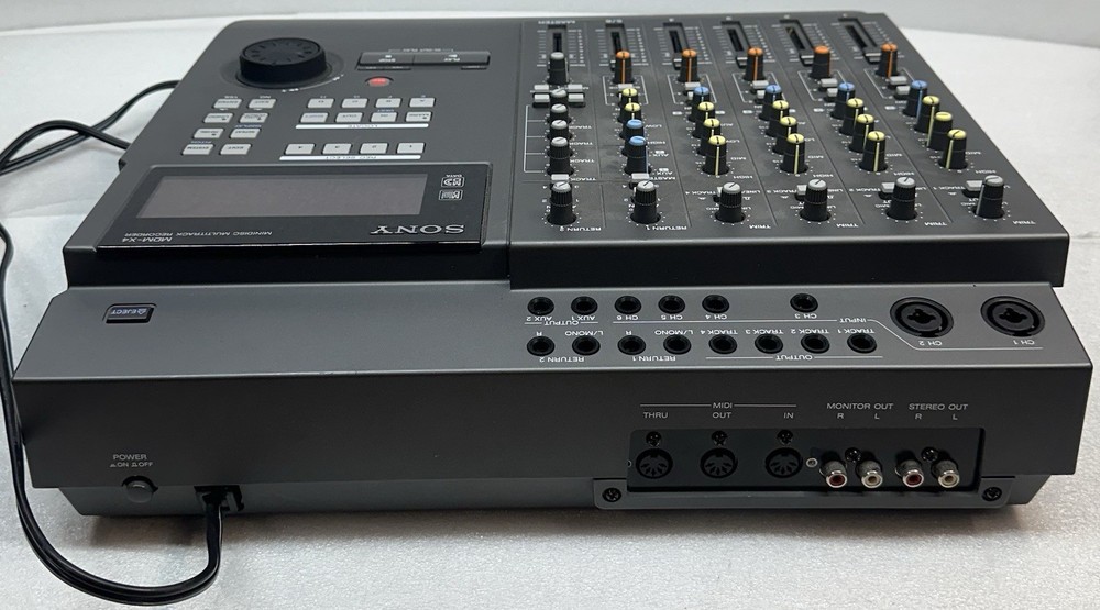 Sony MDM-X4 Minidisc Multitrack Recorder *READ*