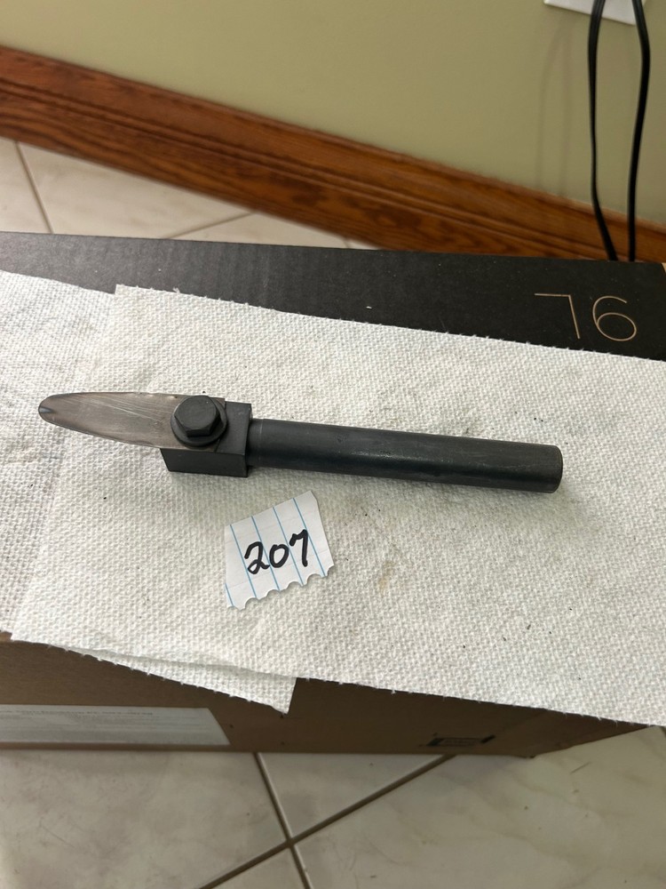 # 2 CINCINNATI TOOL & CUTTER GRINDER ADJUSTABLE FEED FINGER # 207