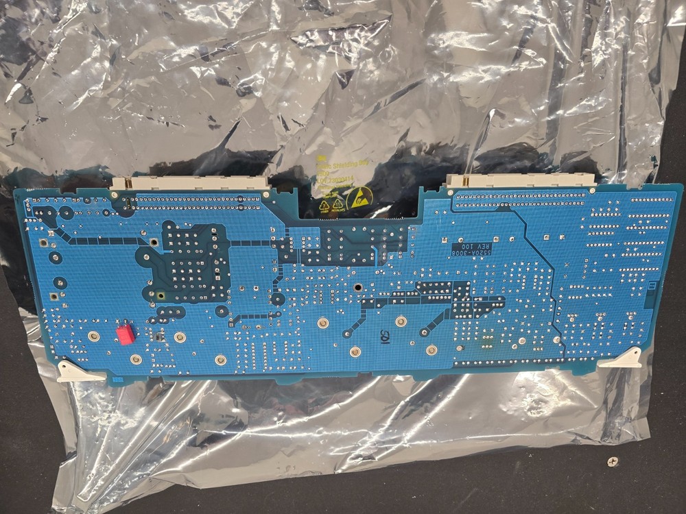 Fluke 5520A - PCA Voltage A8 card