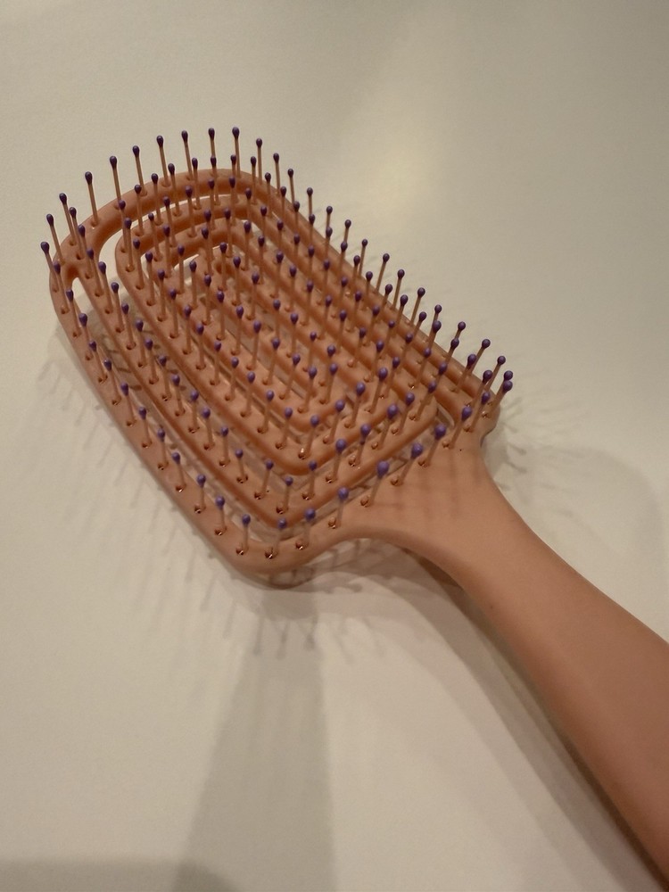Plastic Hair Comb with Silicone Teeth, Ventilated Design