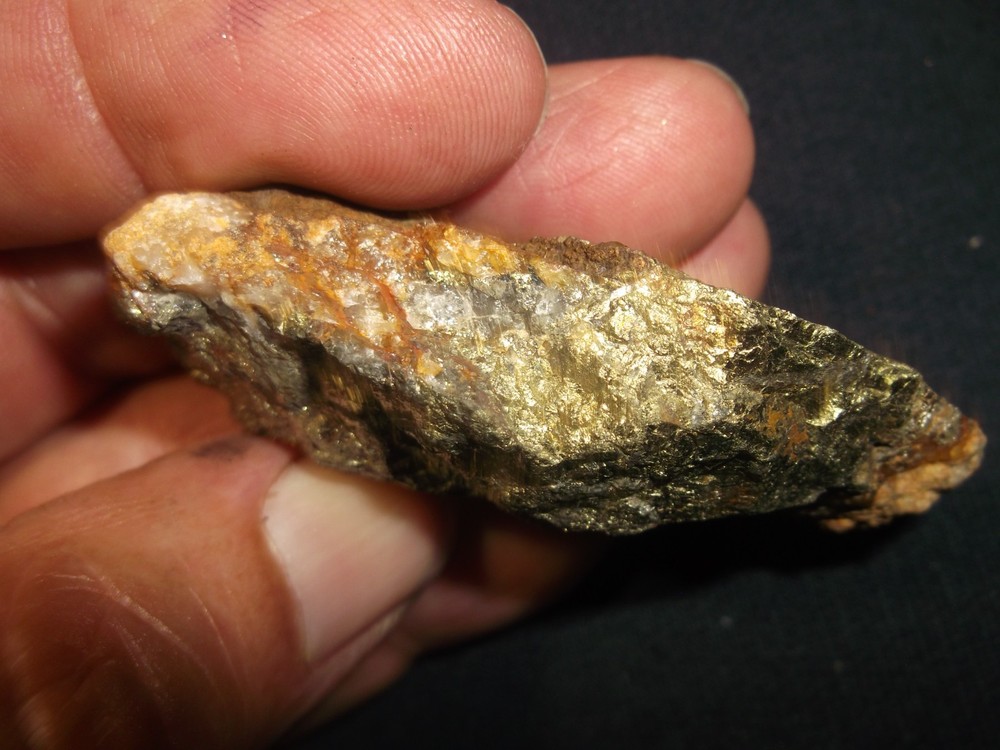 Gold, silver, copper, 45 grams samples ,ore high grade .