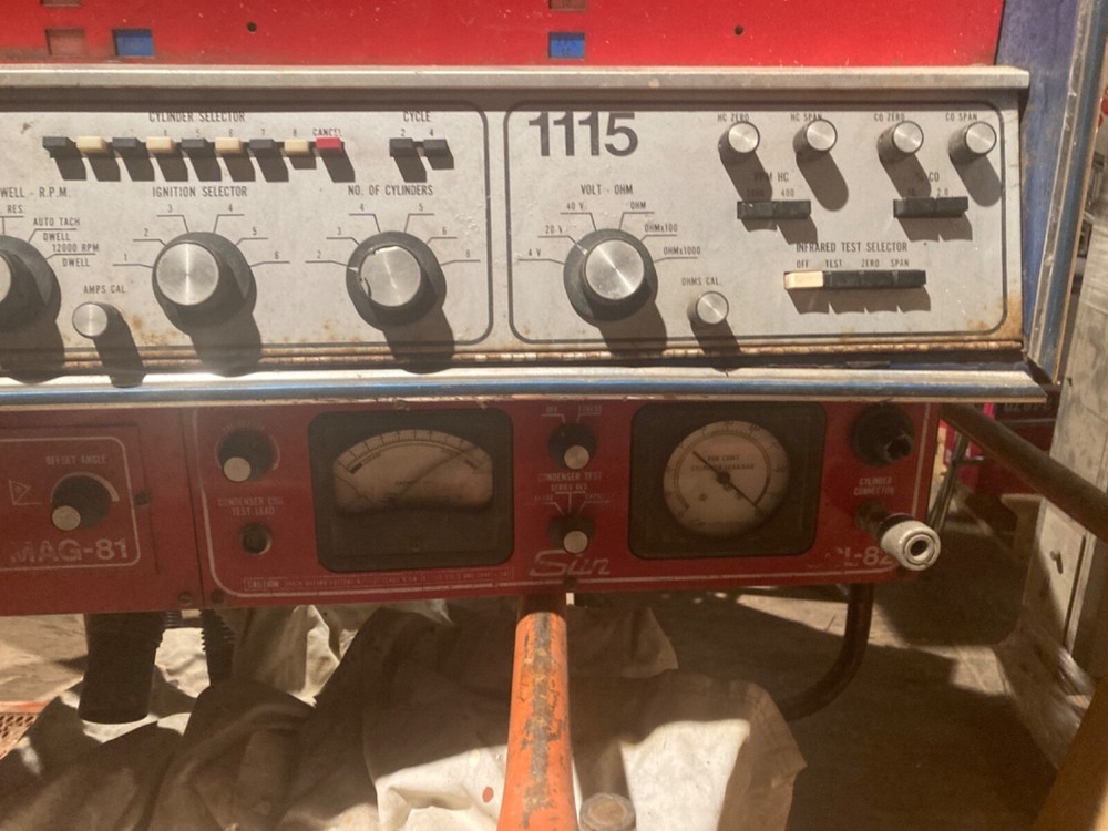 Vintage SUN DIAGNOSTICS Car Analyzer