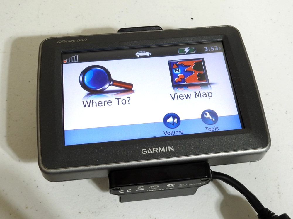 Garmin GPSMAP 640 Auto/Marine Chart Plotter w/Accessories Used