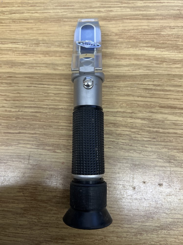 PORTABLE REFRACTOMETER RHB-32 BRIX SCALE 0-32°, 0046B